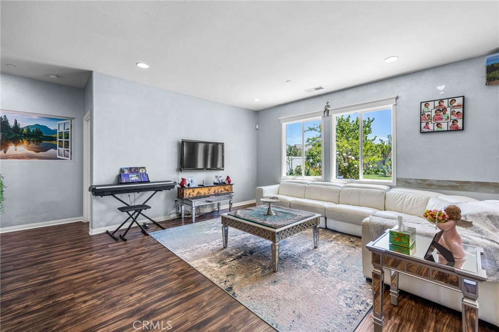 37184 Running Springs Road Murrieta, CA 92563 - Photo 11 of 68