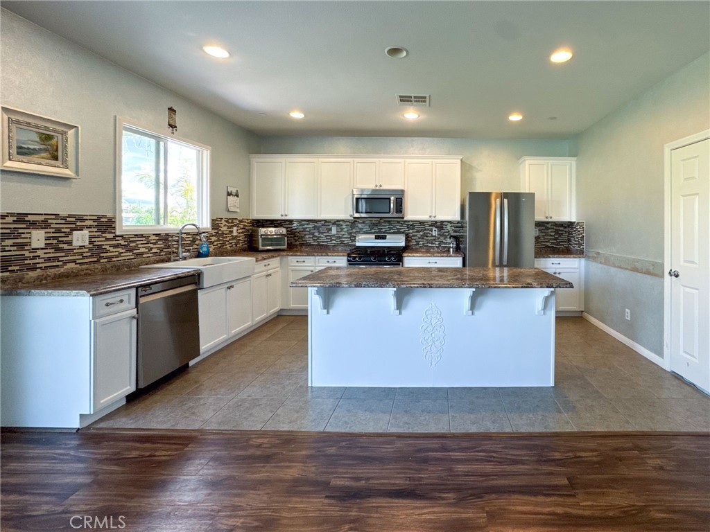 37184 Running Springs Road Murrieta, CA 92563 - Photo 12 of 68