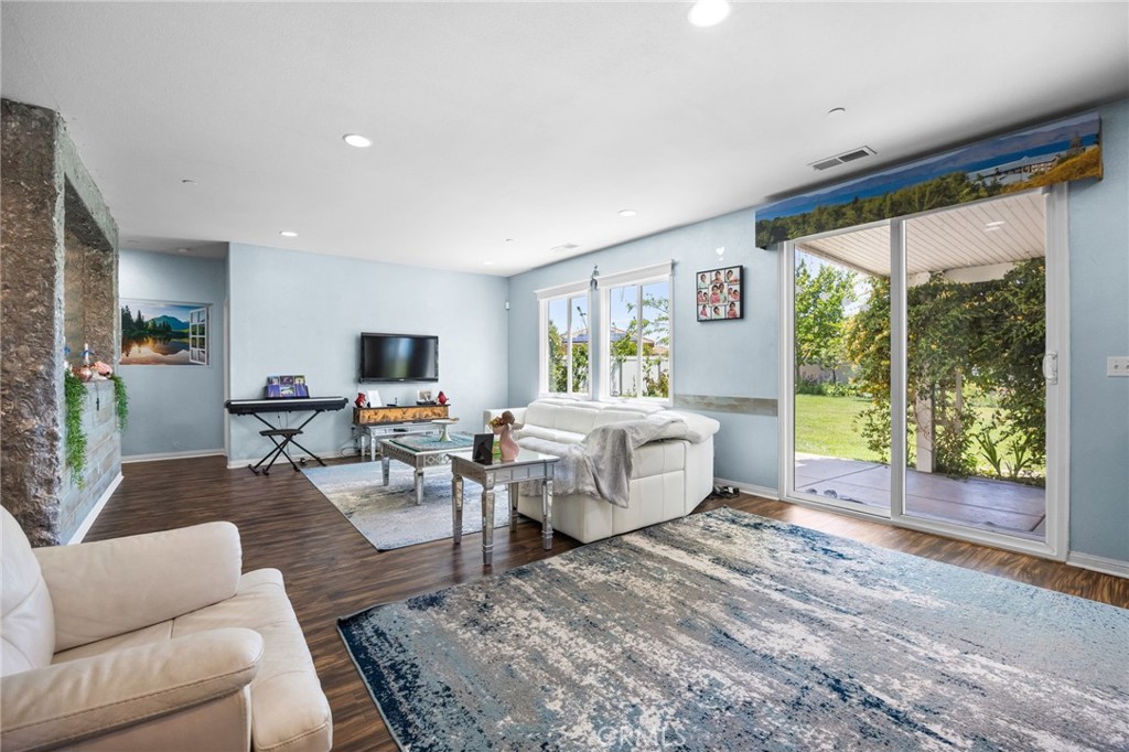 37184 Running Springs Road Murrieta, CA 92563 - Photo 8 of 68