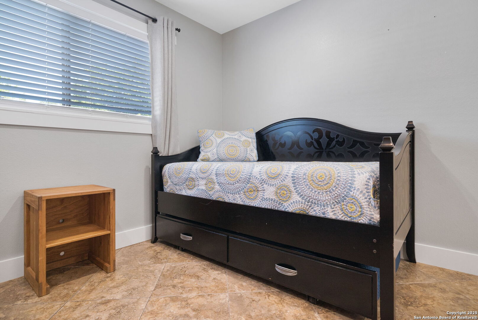 1500 Ranch Road 1431, Unit 103 Kingsland, TX 78639 - Photo 23 of 29 a bedroom with a bed and a window