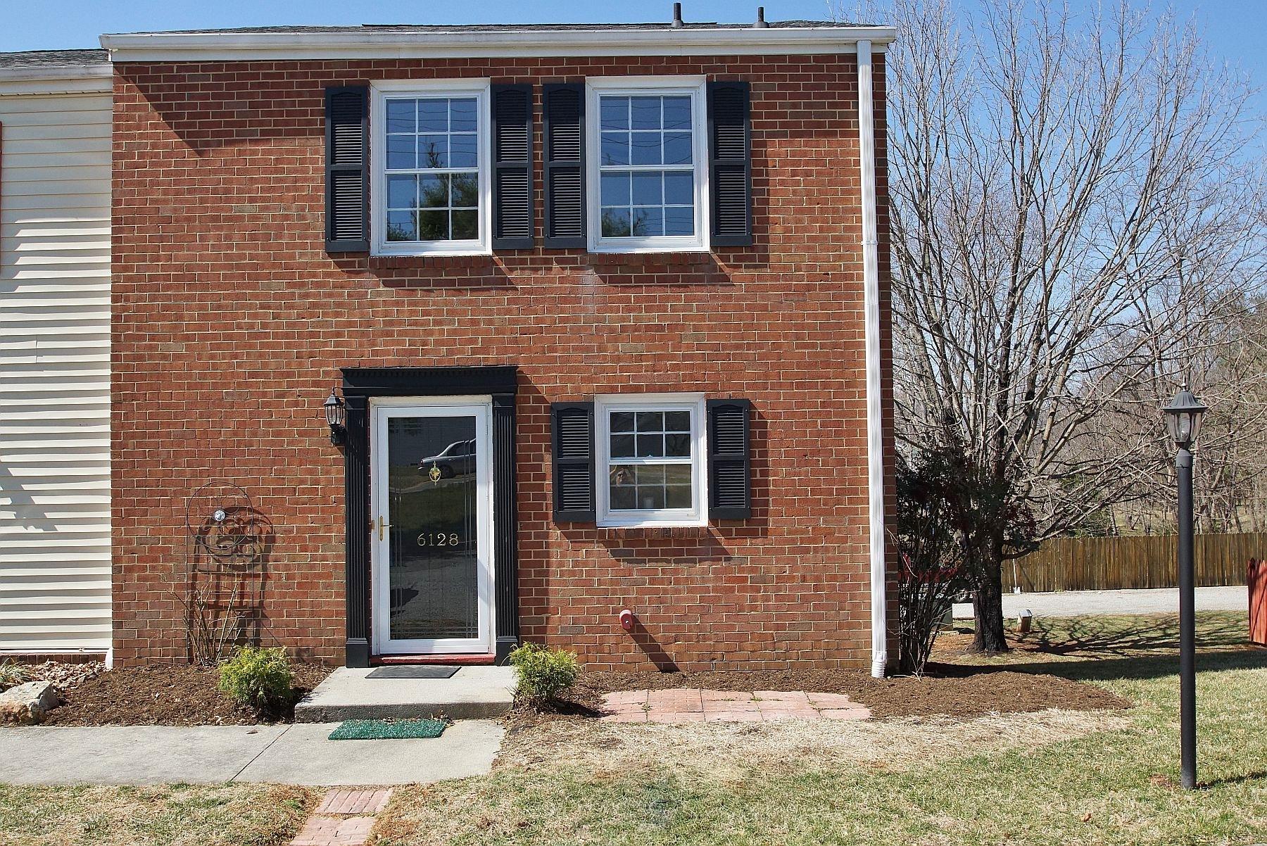 6128 Plantation Road Roanoke, VA 24019 - Photo 2 of 39 2