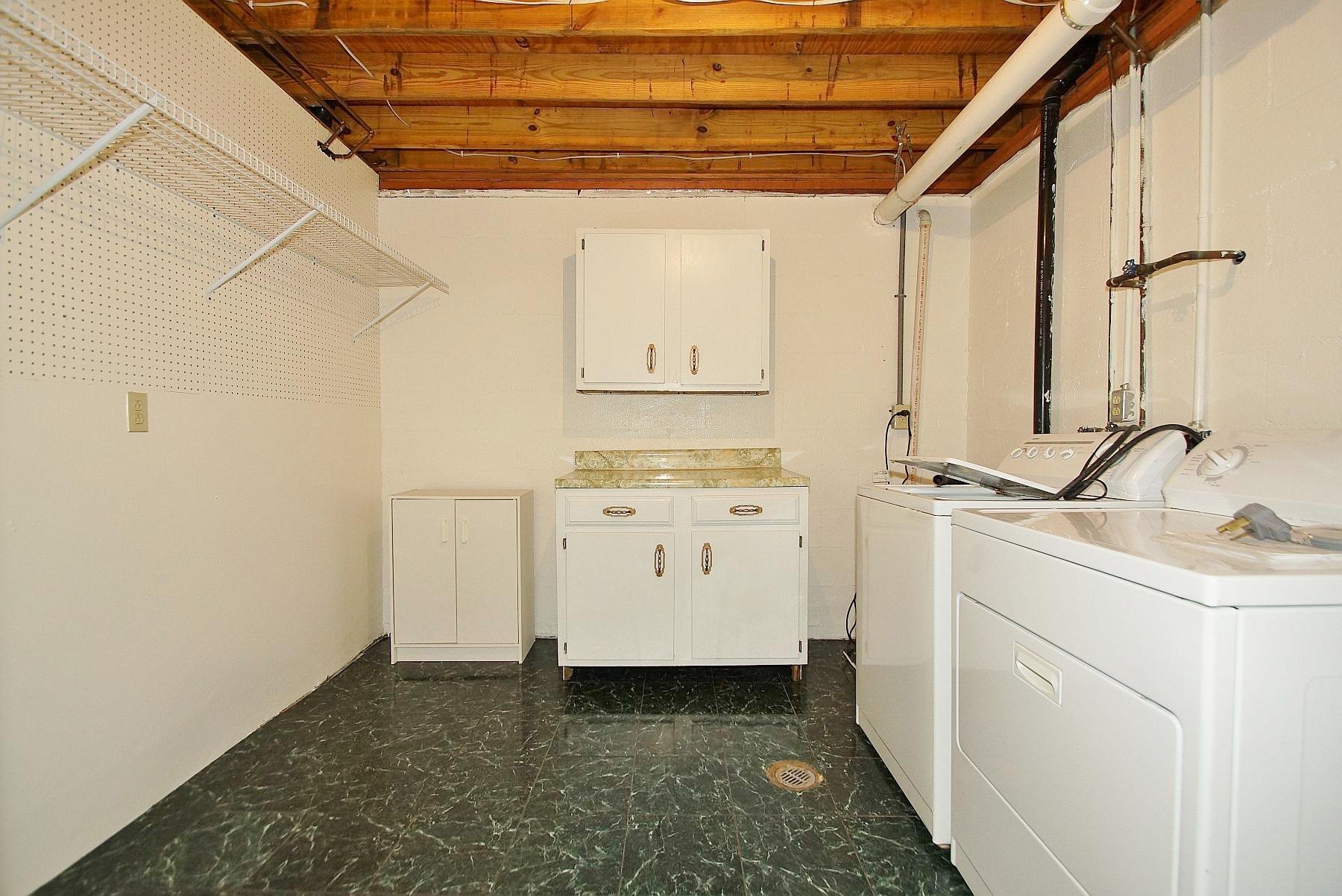 6128 Plantation Road Roanoke, VA 24019 - Photo 30 of 39 30