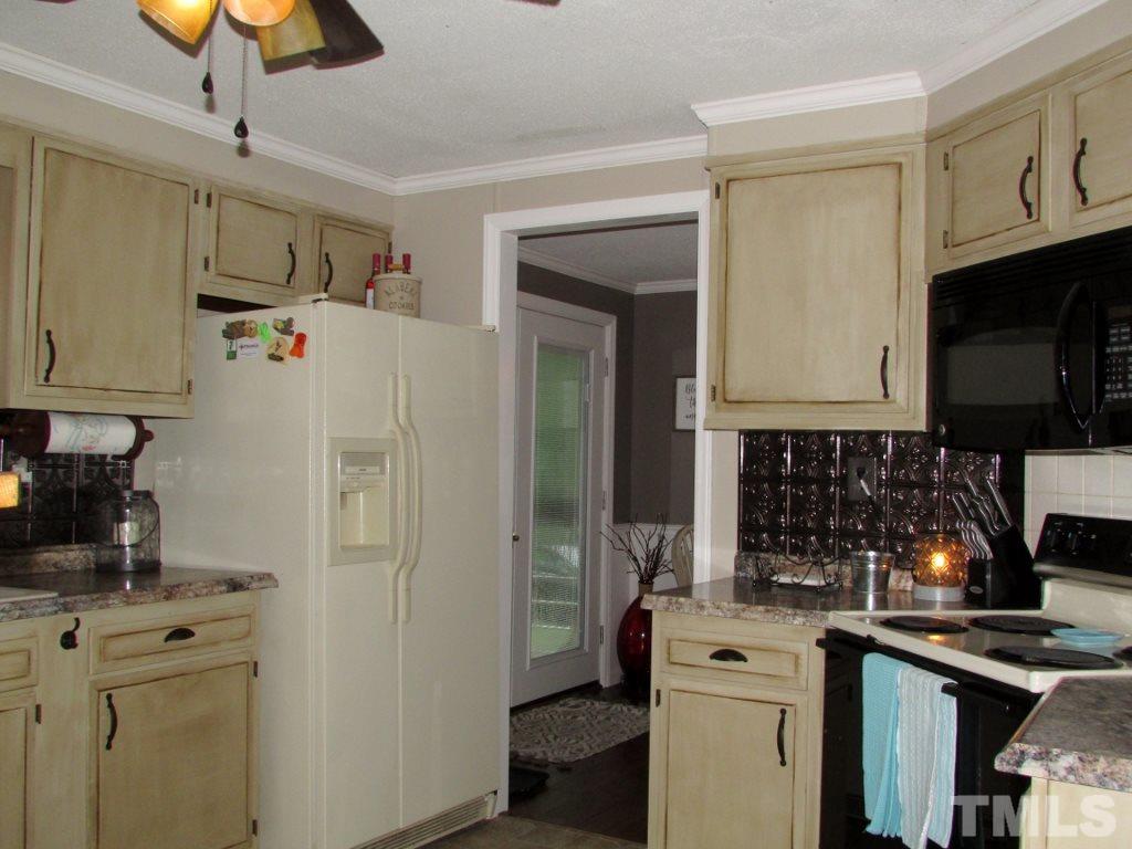 253 Patterson Drive Roxboro, NC 27573 - Photo 11 of 25 Gallery Image 11