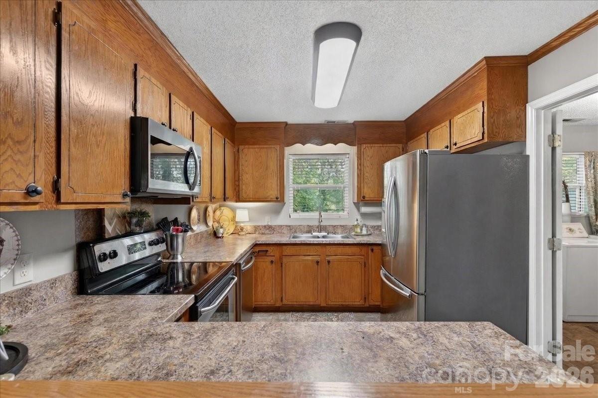 7142 Little Mountain Road Sherrills Ford, NC 28673 - Photo 21 of 45