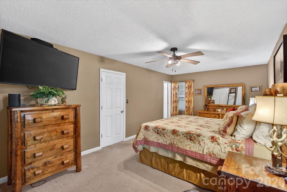 7142 Little Mountain Road Sherrills Ford, NC 28673 - Photo 33 of 45