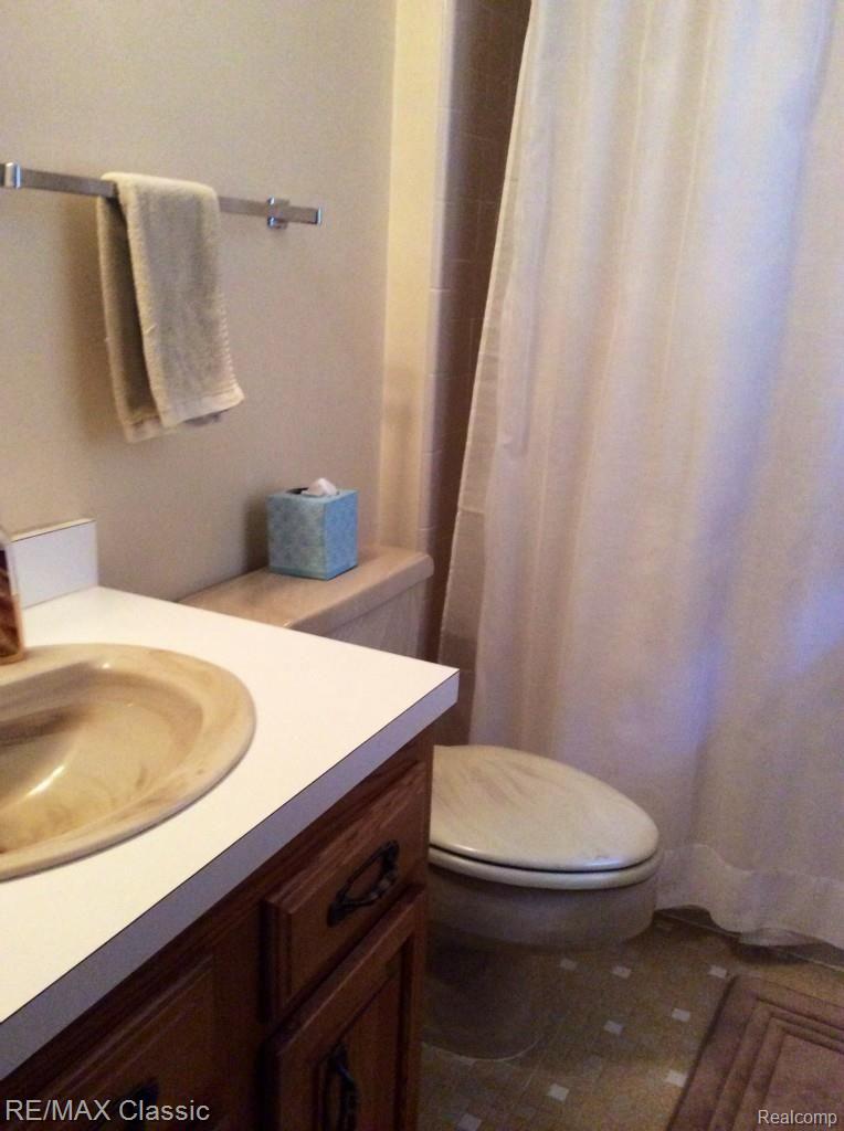 30030 Martindale Road New Hudson, MI 48165 - Photo 21 of 21 Master Bath