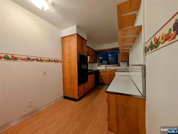 $2,500 | 88 Franklin Turnpike, Unit 2, Waldwick, NJ 07463