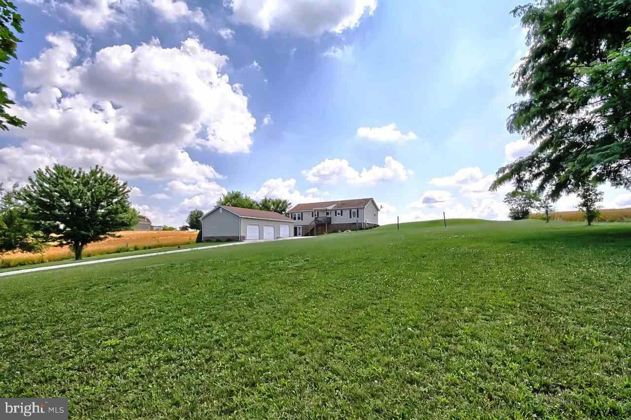 349 B Smoketown Road Hanover, PA 17331 - Photo 10 of 36
