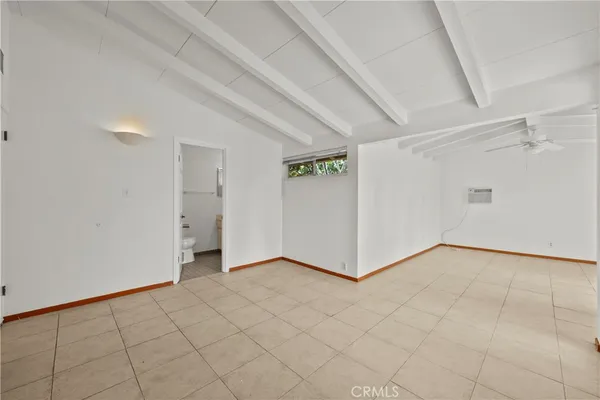 $4,000 | 19824 Gilmore Street, Woodland Hills, CA 91367