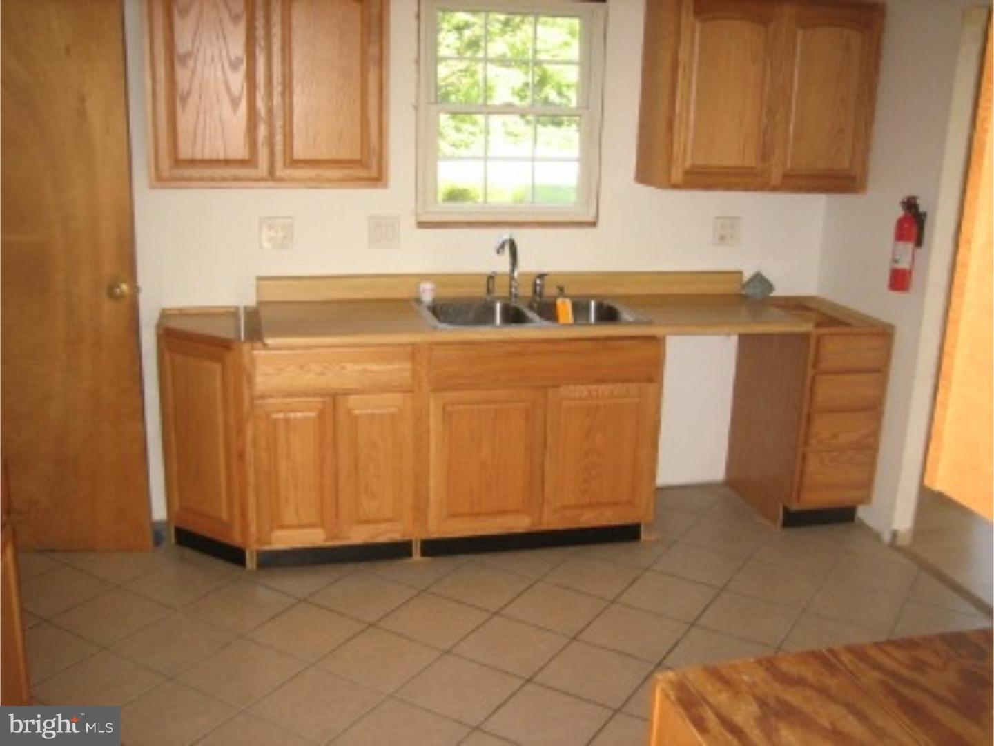 98 East Cohawkin Road Clarksboro, NJ 08020 - Photo 3 of 11 Kitchen