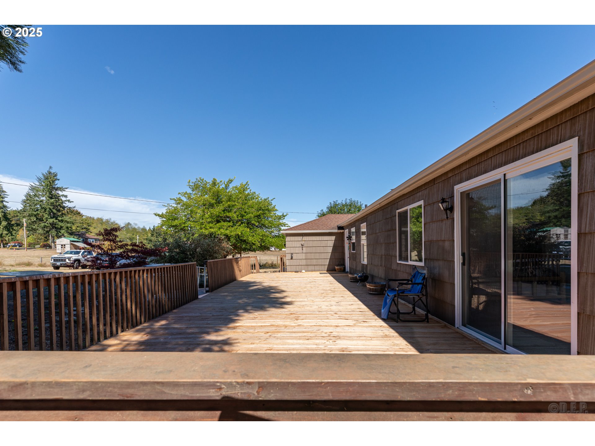 76521 Delena Mayger Road Rainier, OR 97048 - Photo 15 of 27 Deck