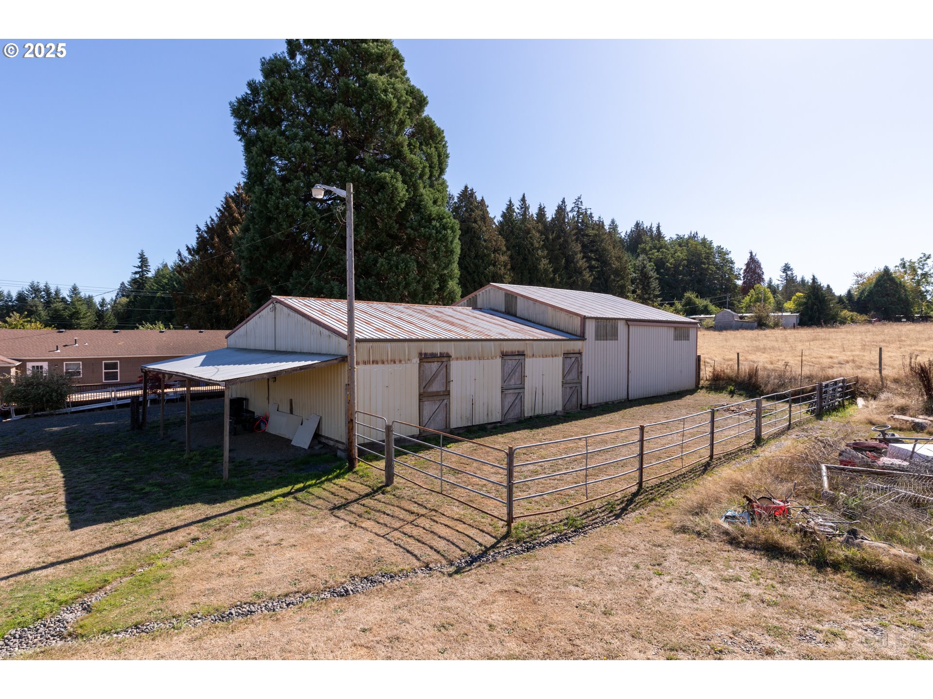 76521 Delena Mayger Road Rainier, OR 97048 - Photo 20 of 27 Barn