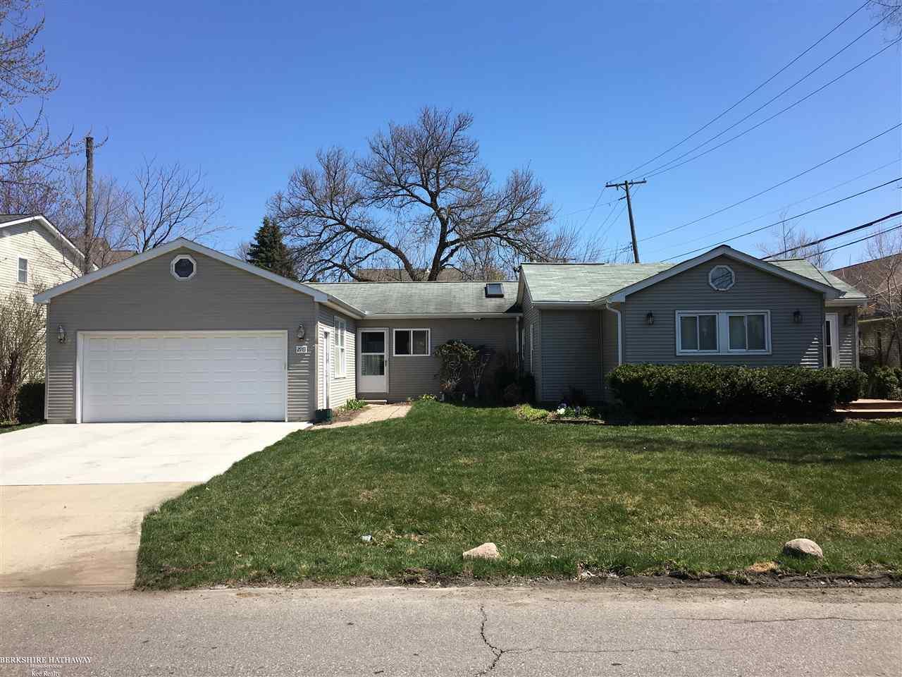 2981 Simpson Drive Rochester Hills, MI 48309 - Photo 3 of 39