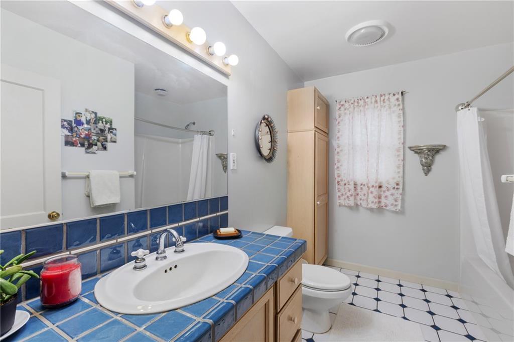 332 Weber Road Sewickley, PA 15143 - Photo 10 of 25 Gallery Image 10