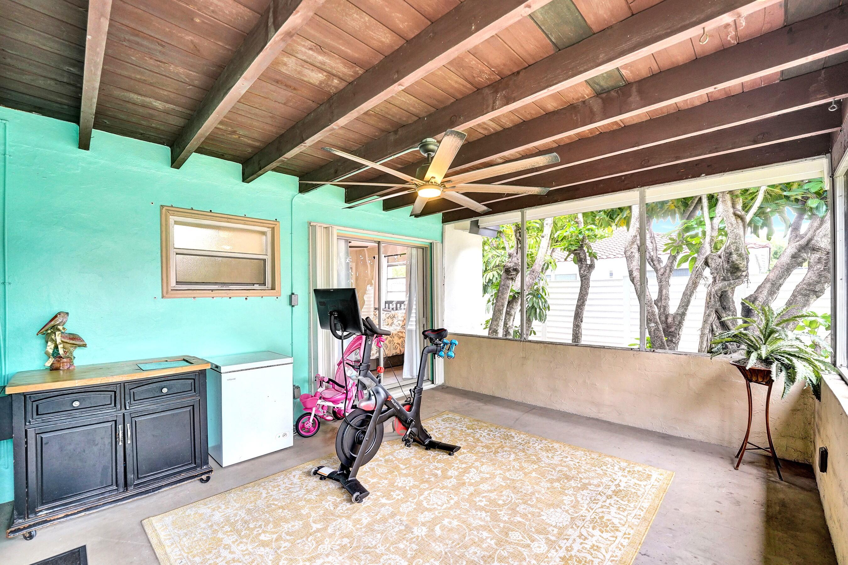 1341 North 30th Road Hollywood, FL 33021 - Photo 53 of 61 DSC08432
