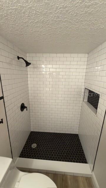 633 Spring Oaks Boulevard Altamonte Springs, FL 32714 - Photo 34 of 37 a bathroom with a shower