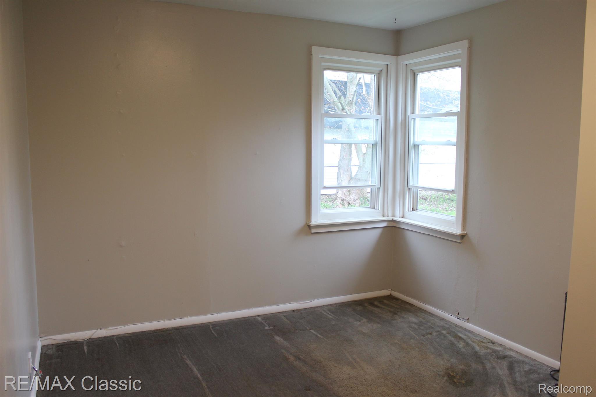 7922 Coyle Road Whitmore Lake, MI 48189 - Photo 8 of 18 Gallery Image 8