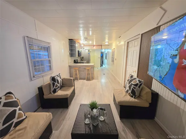 $120,900 | 525 Riverleigh Avenue, Unit C7, Riverhead, NY 11901