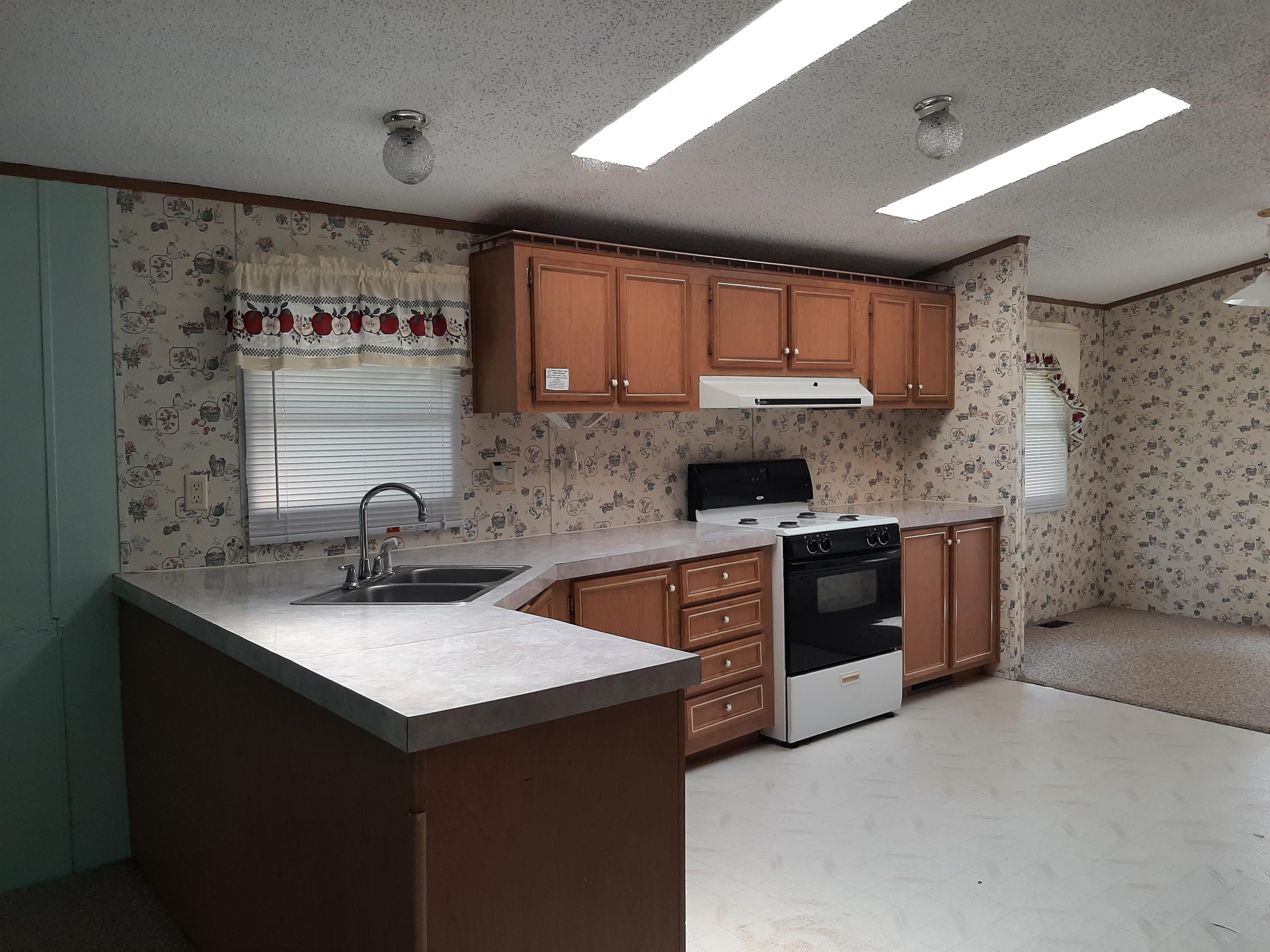 125 West Clarence Road Harrison, MI 48625 - Photo 2 of 44 Gallery Image 2