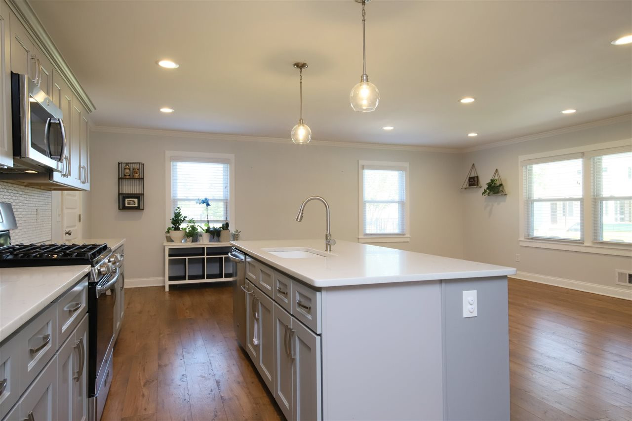 1308 East Lane Street Raleigh, NC 27610 - Photo 8 of 21 Kitchen