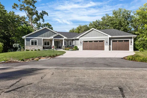 $699,000 | 11702 North Heritage, Edgerton, WI 53534