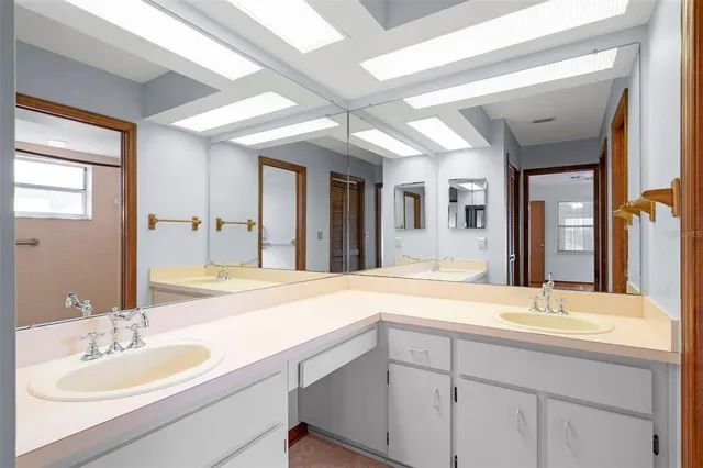 $329,900 | 1542 Overland Drive, Spring Hill, FL 34608