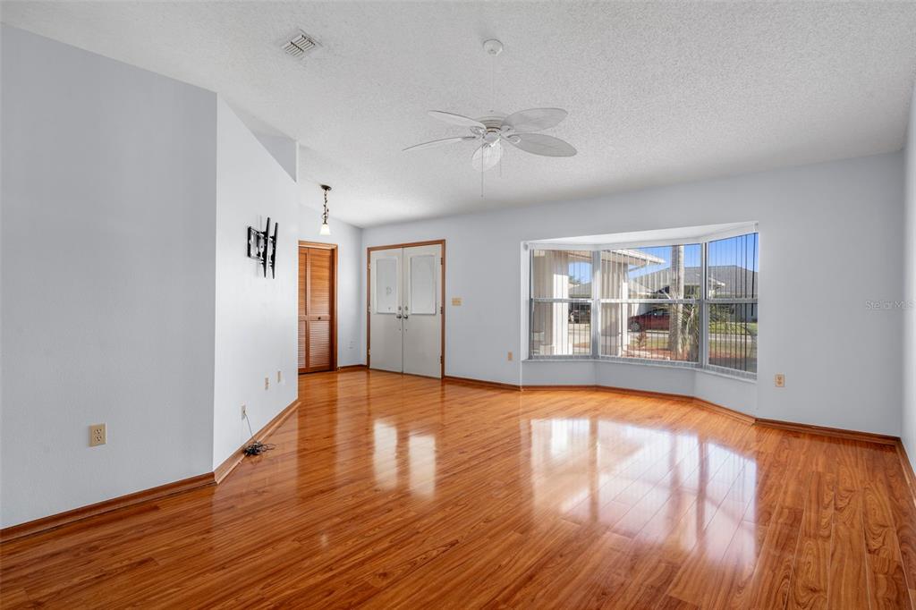 1542 Overland Drive Spring Hill, FL 34608 - Photo 10 of 58