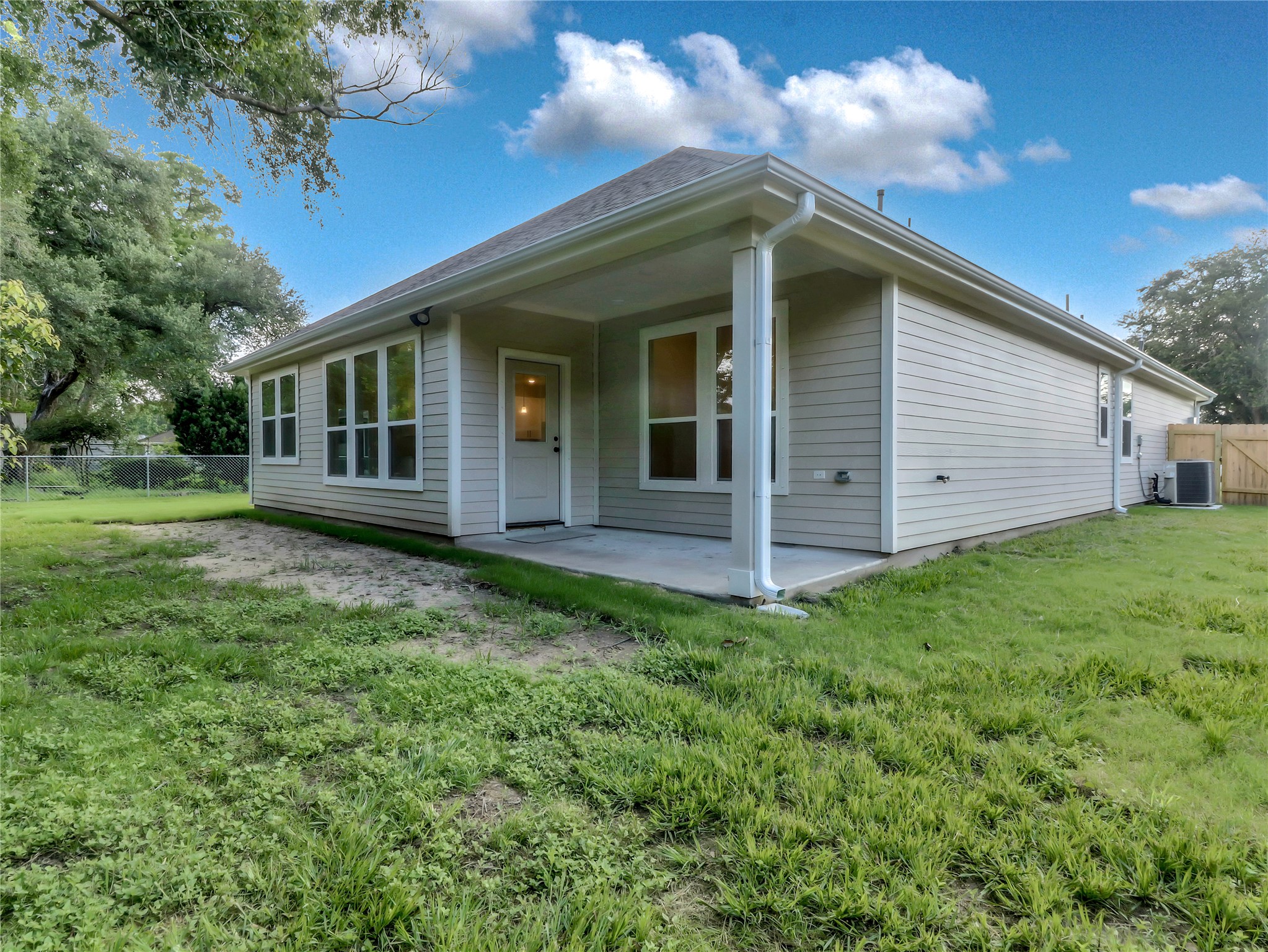 612 Evans Street Angleton, TX 77515 - Photo 32 of 33