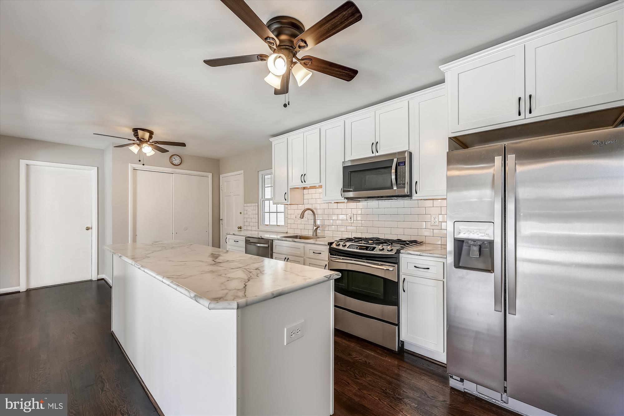 1225 North Rolling Road Baltimore, MD 21228 - Photo 21 of 49