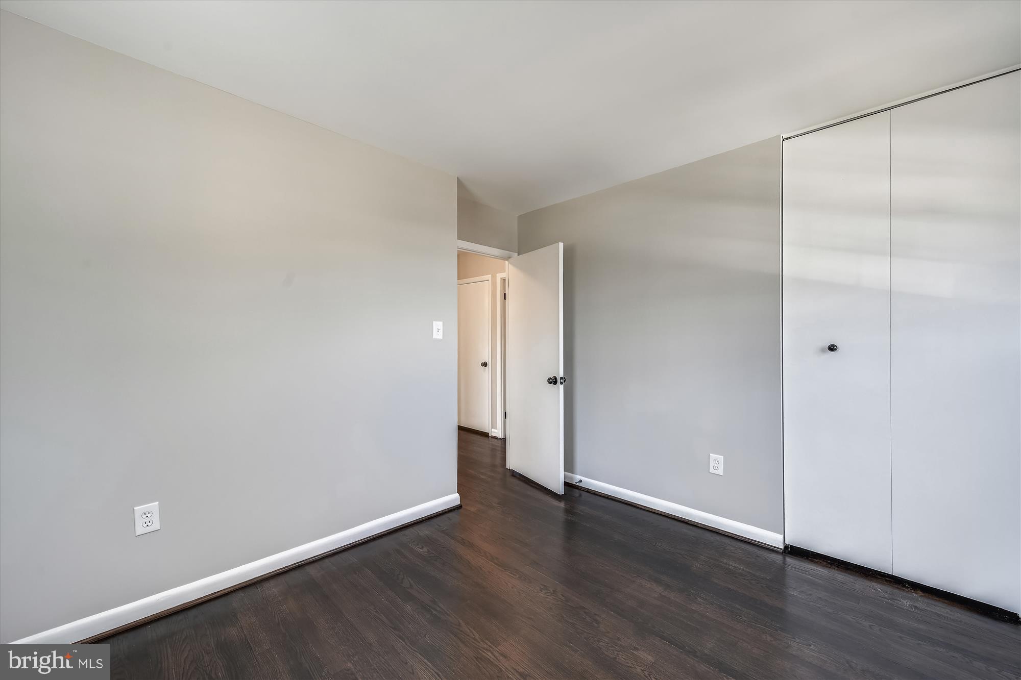 1225 North Rolling Road Baltimore, MD 21228 - Photo 29 of 49