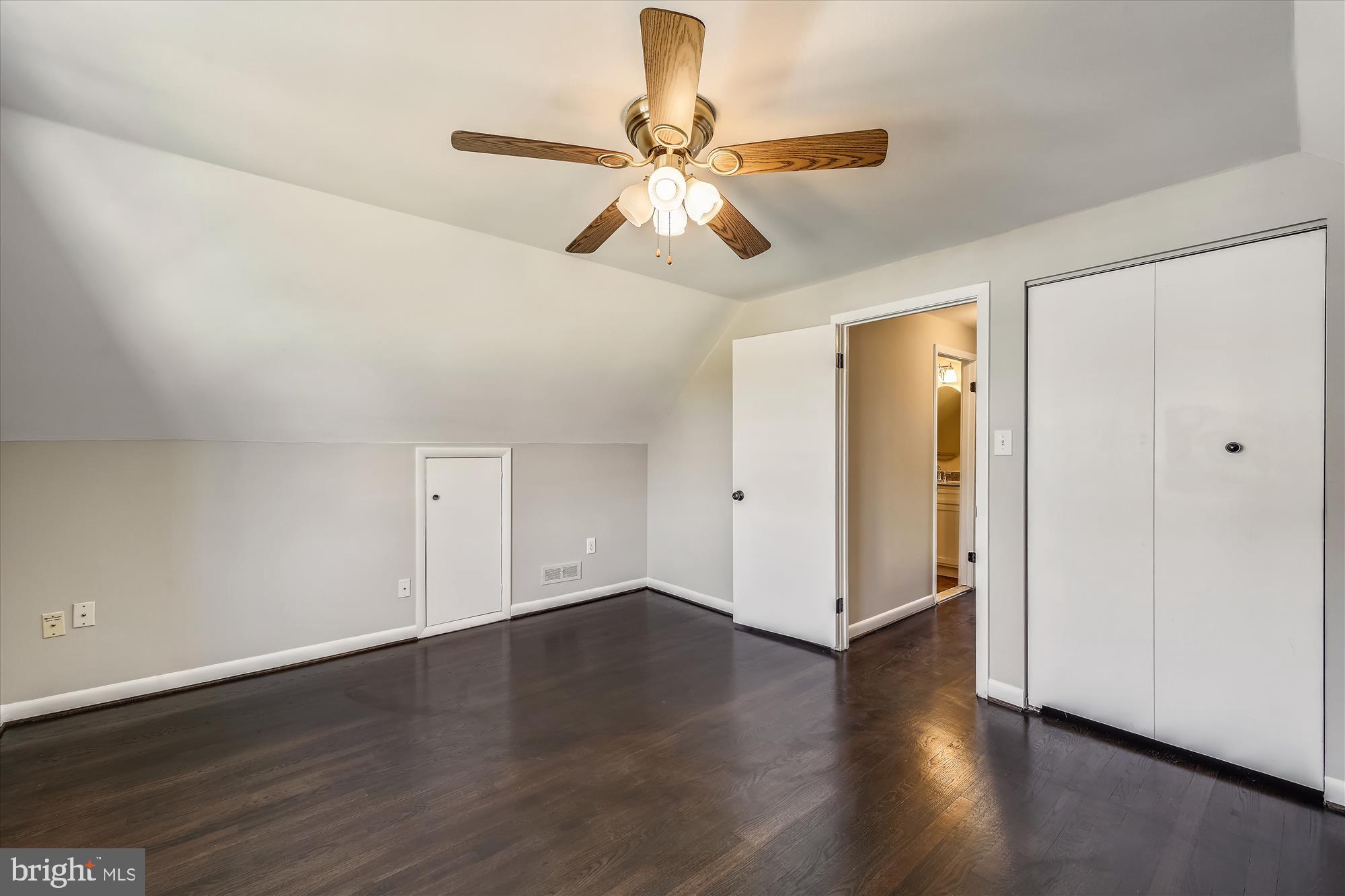1225 North Rolling Road Baltimore, MD 21228 - Photo 33 of 49