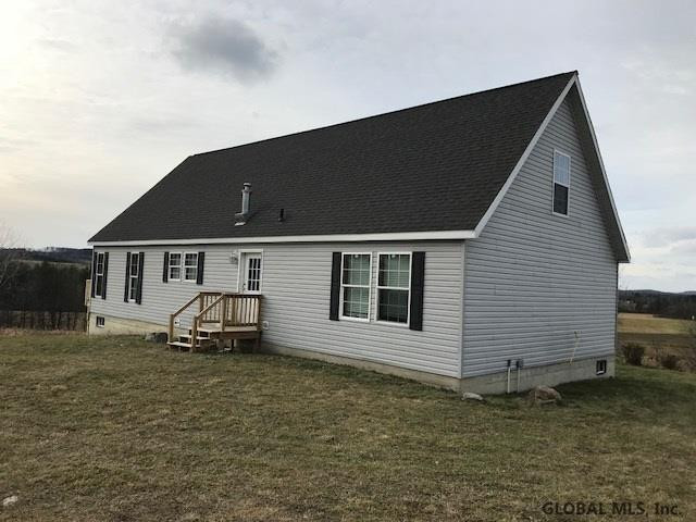 97 Hunt Road Pittstown, NY 12028 - Photo 2 of 20 Photo 2