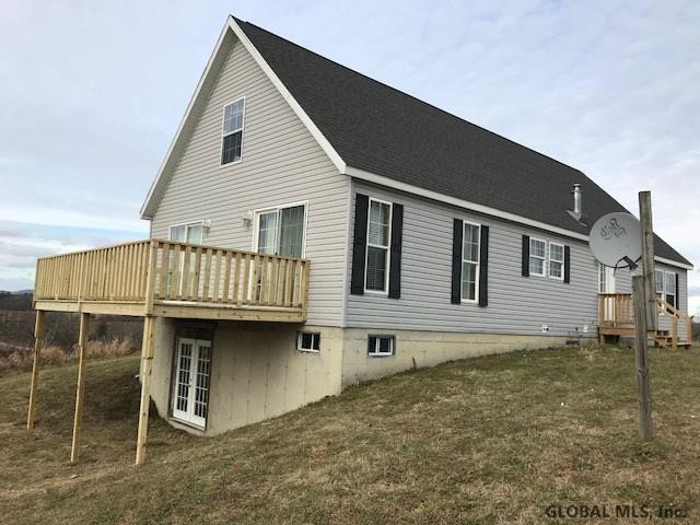 97 Hunt Road Pittstown, NY 12028 - Photo 3 of 20 Photo 3