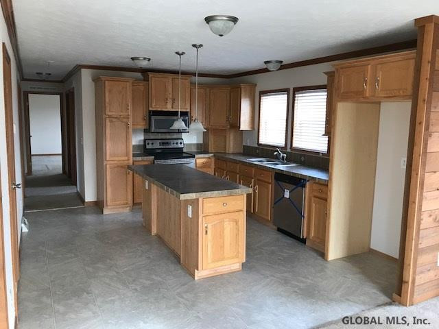 97 Hunt Road Pittstown, NY 12028 - Photo 9 of 20 Photo 9