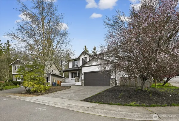 $899,999 | 26518 Northeast Kennedy Drive, Duvall, WA 98019