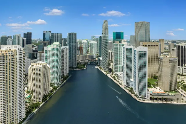 $5,250,000 | 300 Biscayne Blvd Way, Unit 4703, Miami, FL 33131