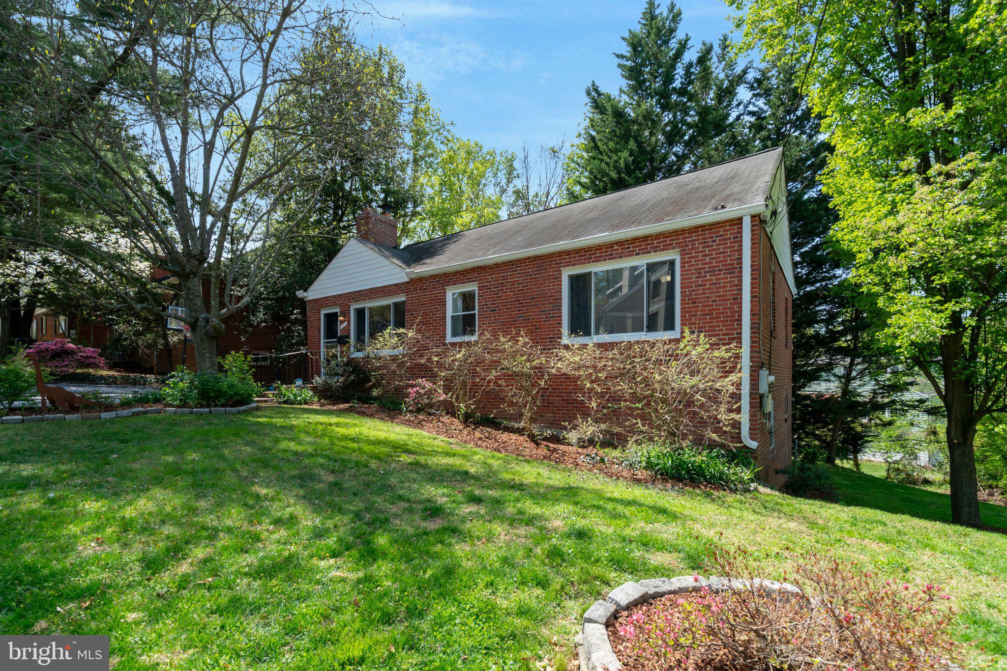 912 North Jacksonville Street Arlington, VA 22205 - Photo 1 of 33