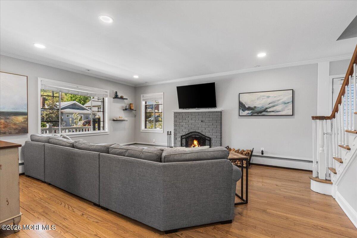24 Ralph Street Highlands, NJ 07732 - Photo 19 of 45 16-Family Room