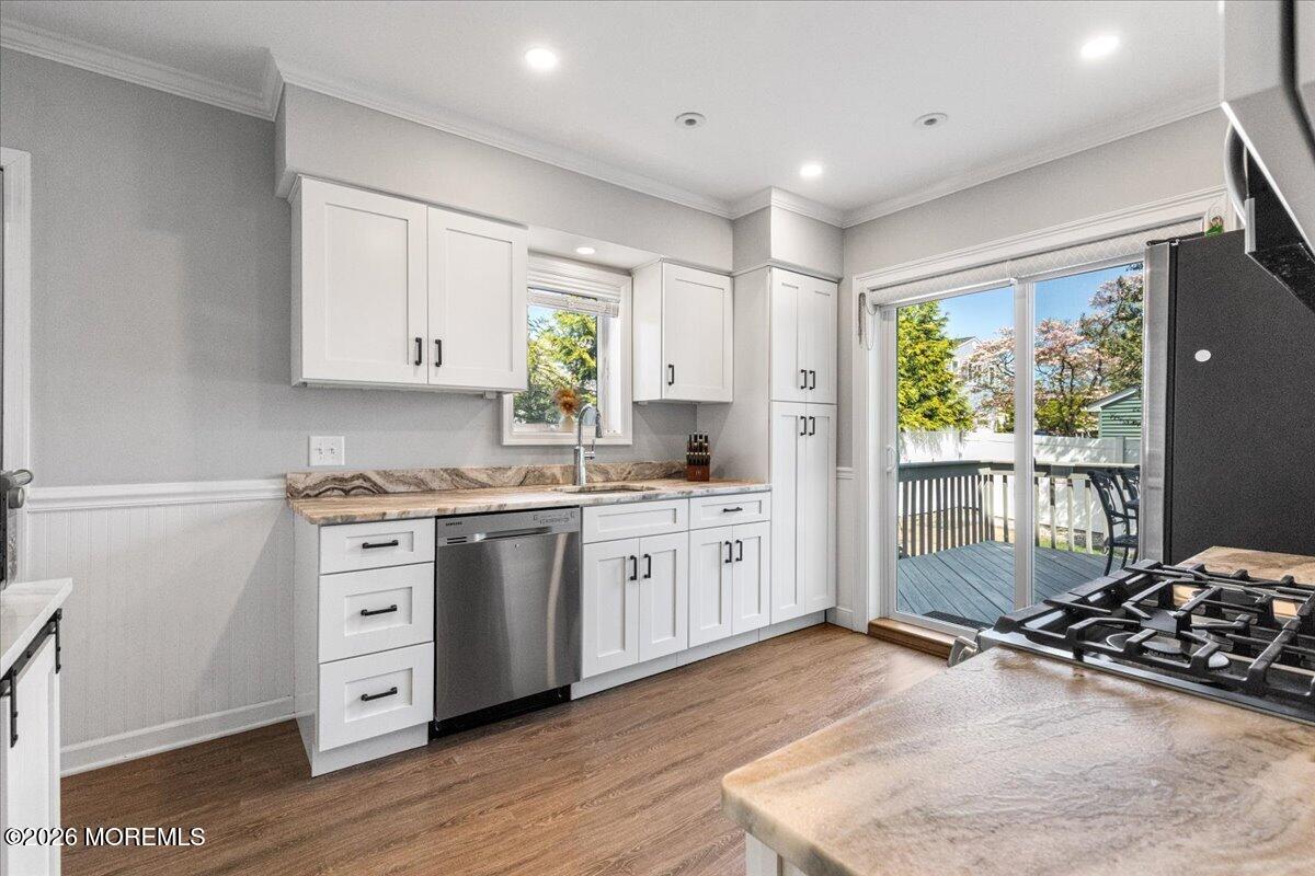 24 Ralph Street Highlands, NJ 07732 - Photo 22 of 45 19-Kitchen
