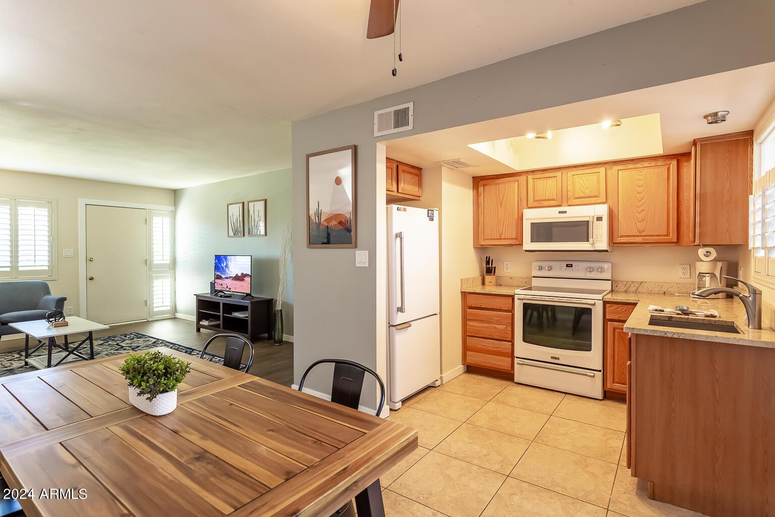 8357 East Thomas Road Scottsdale, AZ 85251 - Photo 2 of 29