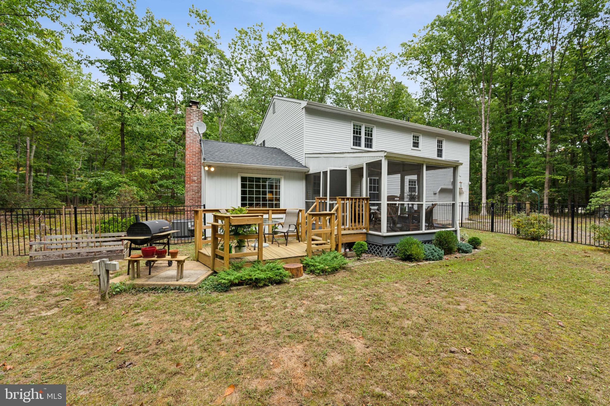 125 Grassy Lake Road Shamong, NJ 08088 - Photo 23 of 24 Deck