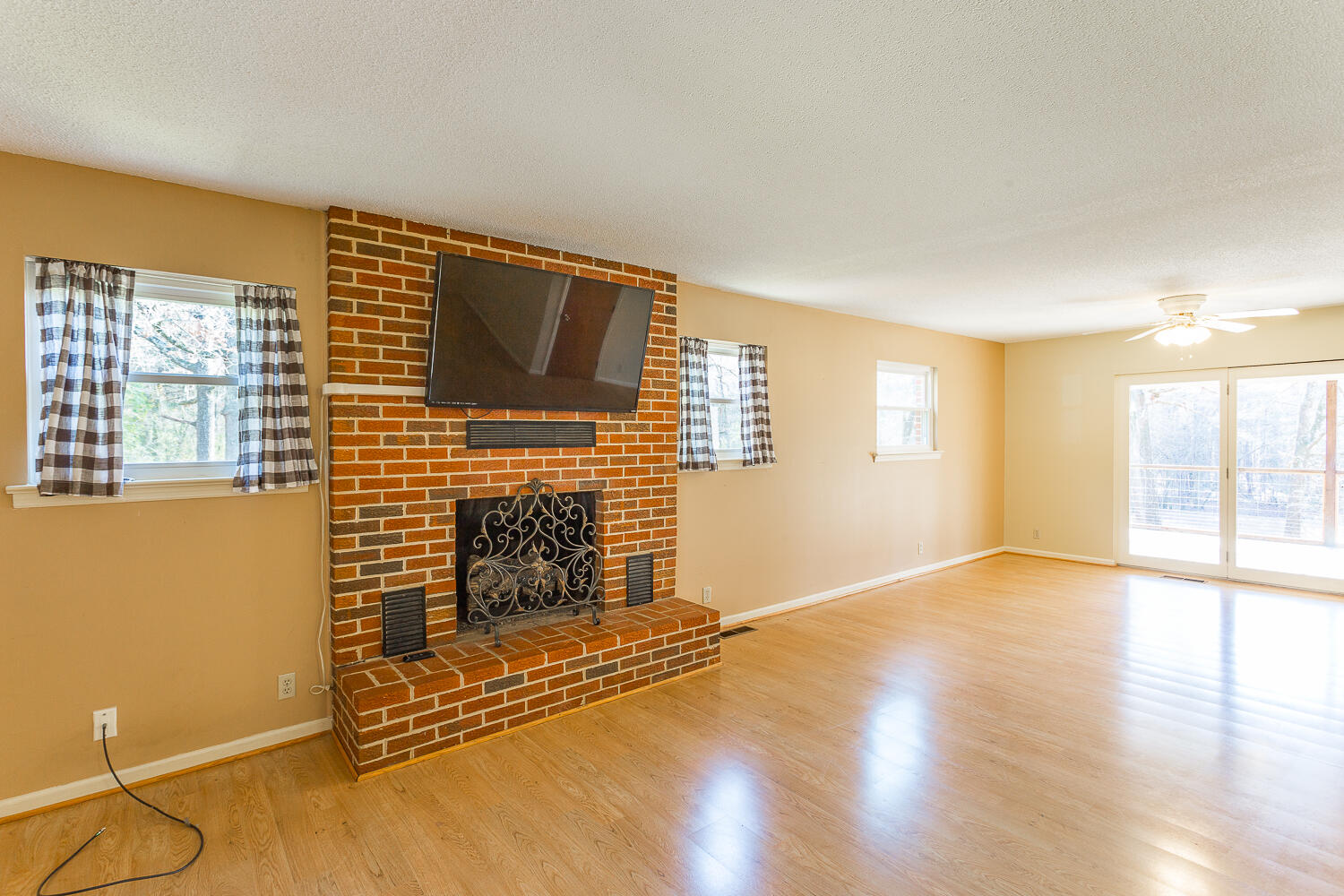 140 Johnson Road Chickamauga, GA 30707 - Photo 11 of 48 140 johnson road HD -31