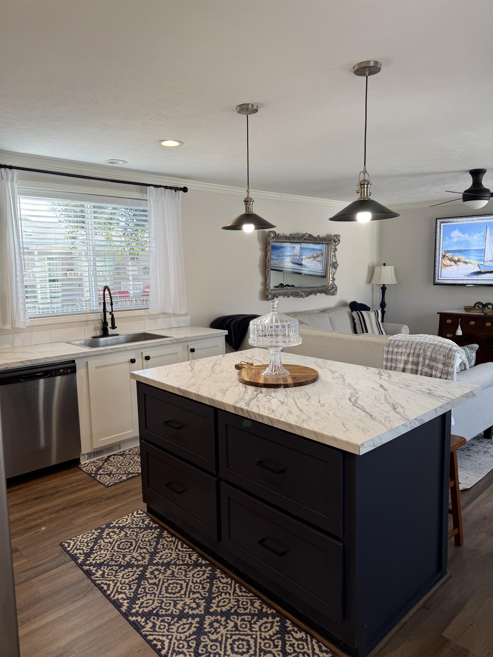 315 Murrells Inlet Murrells Inlet, SC 29576 - Photo 3 of 29