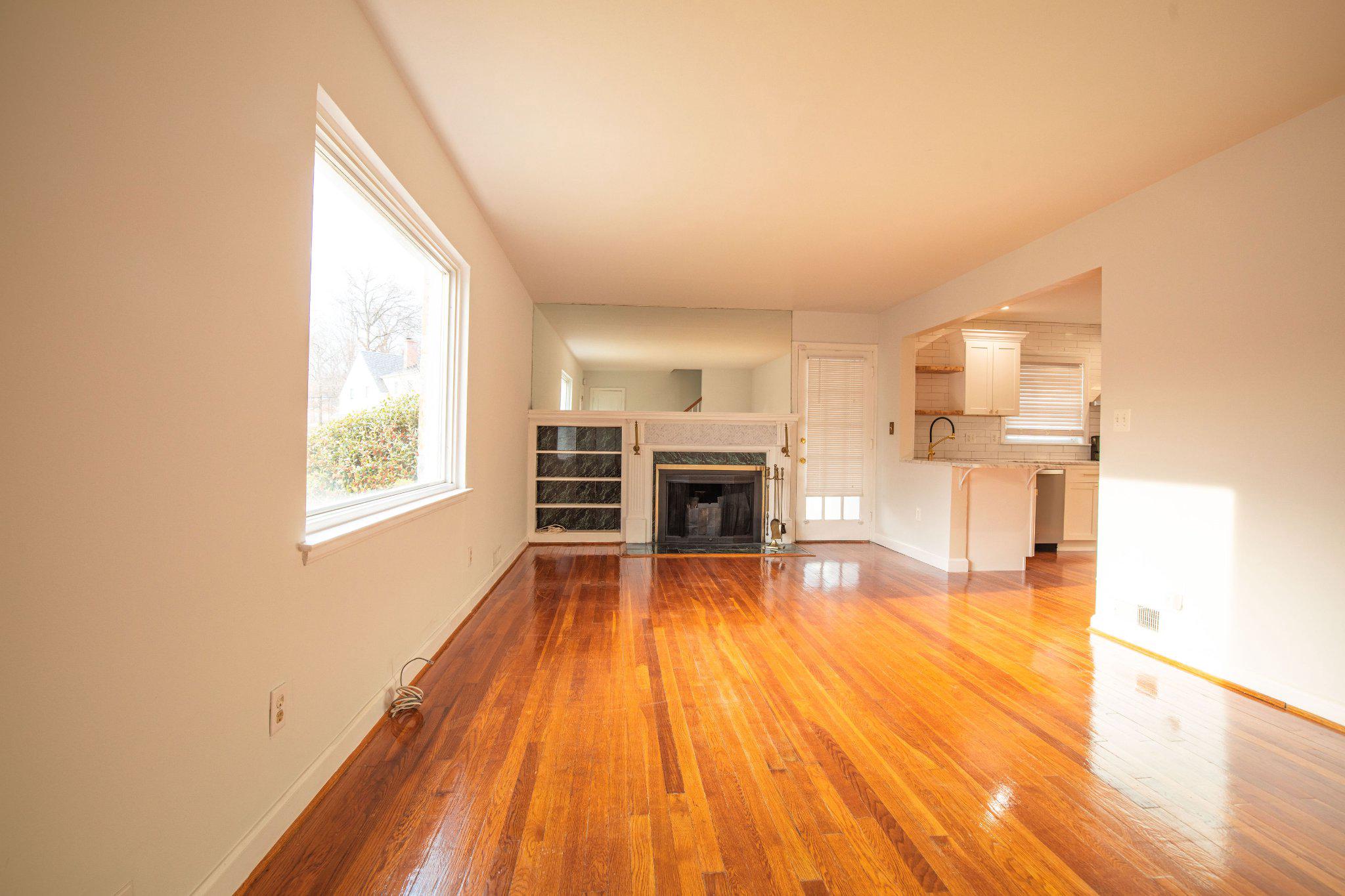 5810 Greenleaf Road Cheverly, MD 20785 - Photo 14 of 29 Bright and airy open living space.