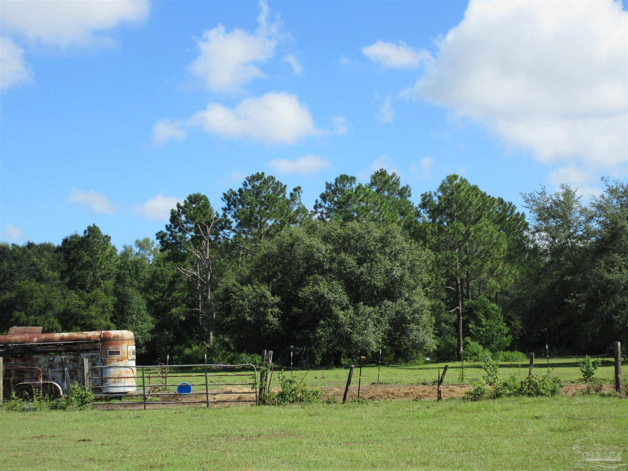 9456 A Hay Meadow Road Milton, FL 32583 - Photo 6 of 15