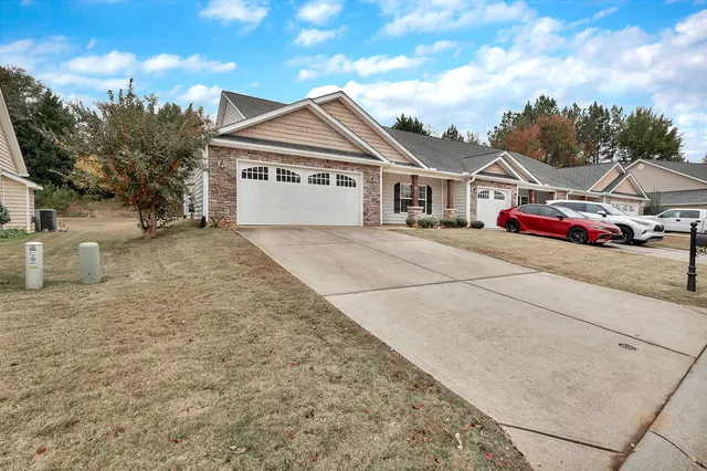 $299,900 | 27 Hillsborough Drive, Anderson, SC 29621