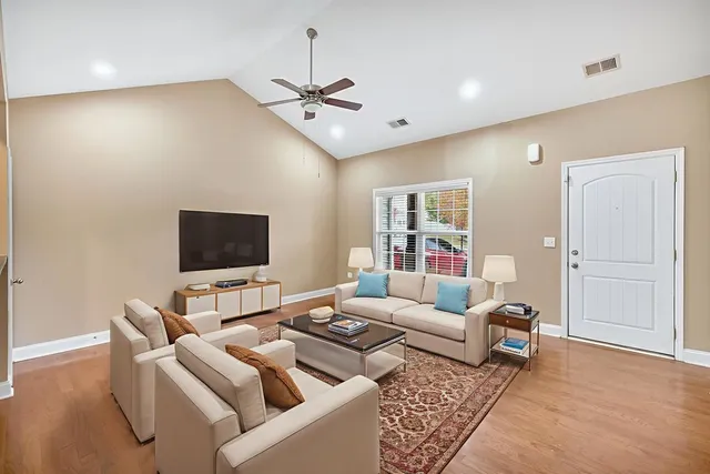 $299,900 | 27 Hillsborough Drive, Anderson, SC 29621