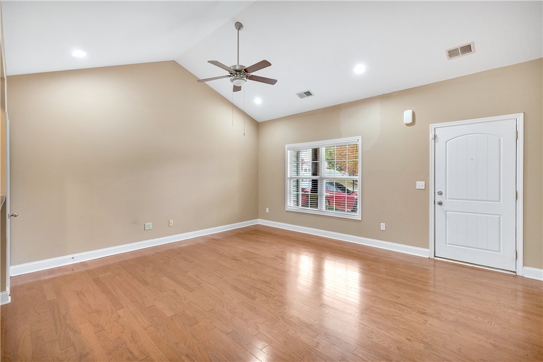 27 Hillsborough Drive Anderson, SC 29621 - Photo 4 of 30