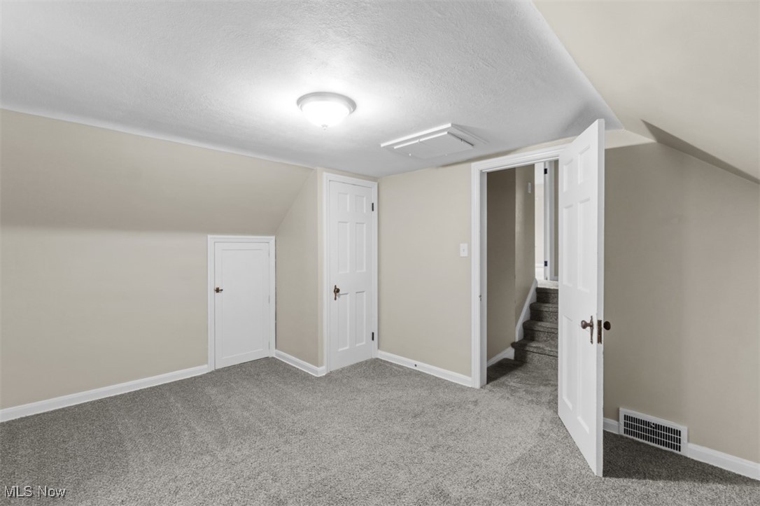 1747 Oakmount Road South Euclid, OH 44121 - Photo 17 of 28