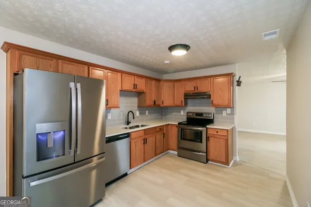 $1,945 | 5862 Homestead Circle, Rex, GA 30273